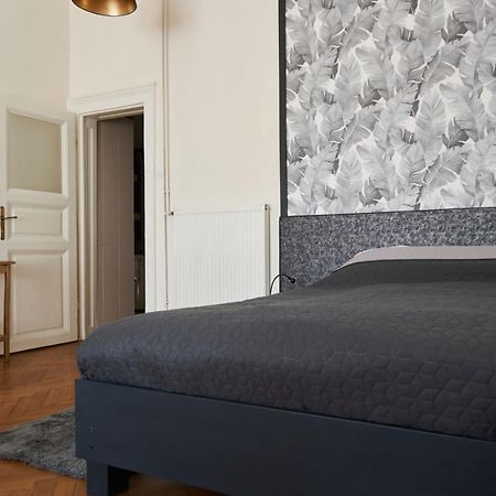 Ili Apartment Budapest Exteriör bild