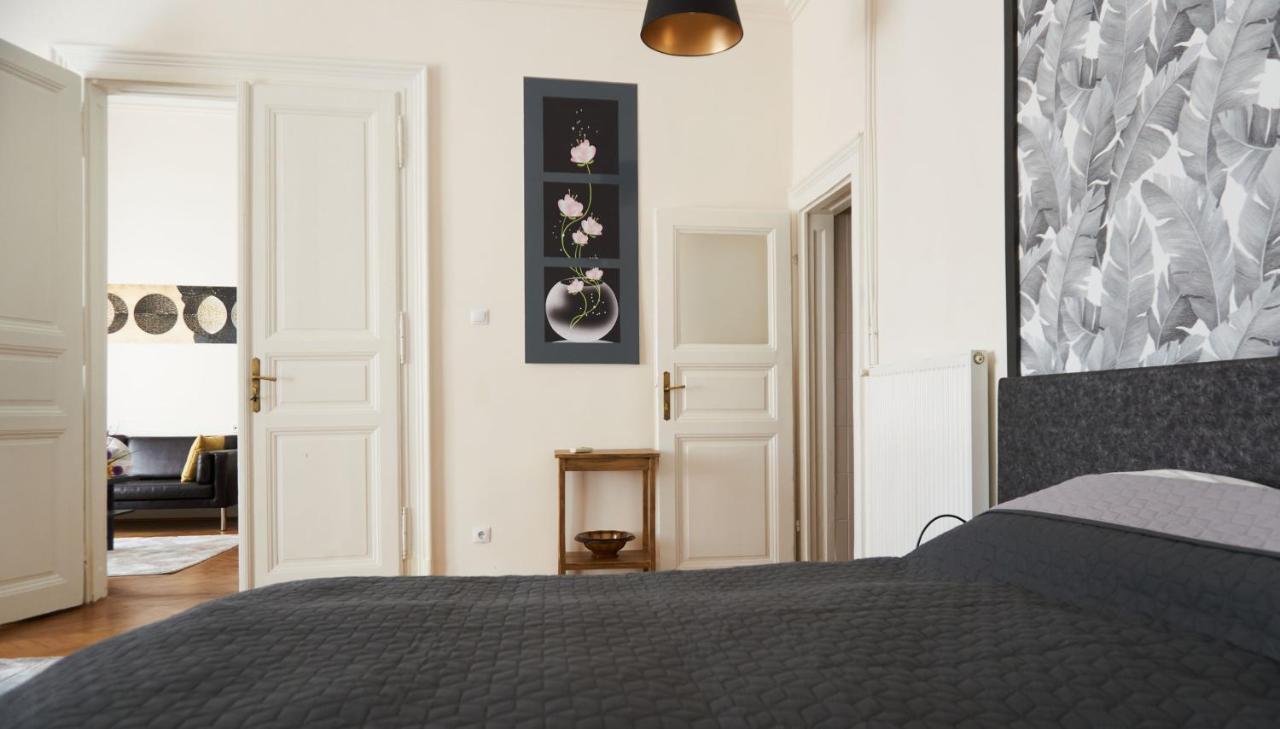Ili Apartment Budapest Exteriör bild