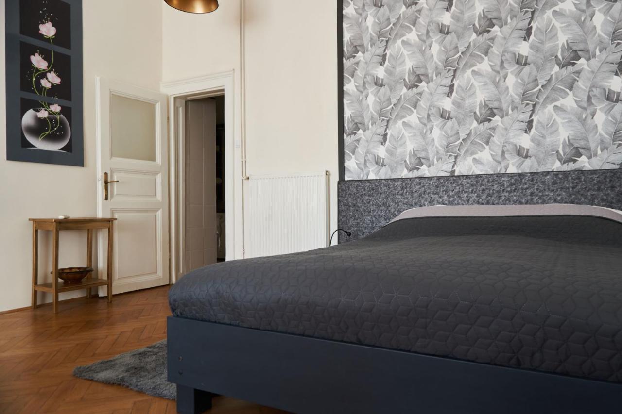 Ili Apartment Budapest Exteriör bild